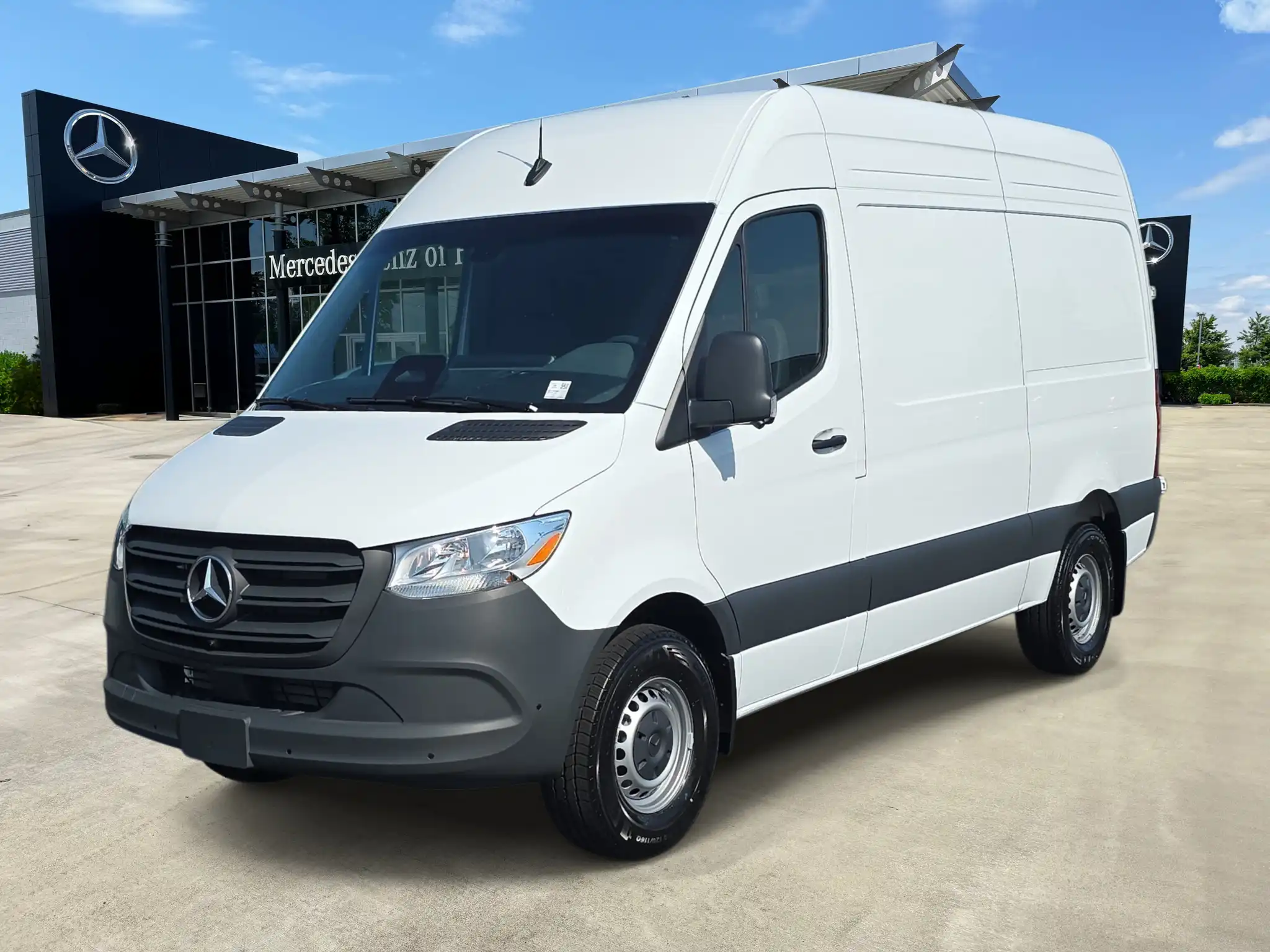 2026 Mercedes-Benz Sprinter 2500 144 WB's photo