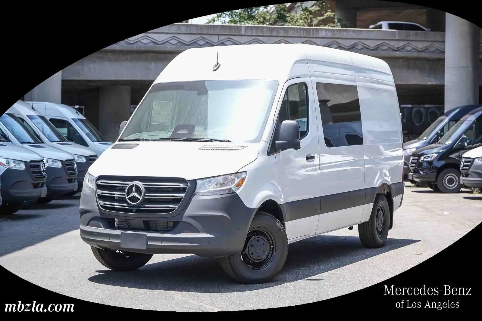 2026 Mercedes-Benz Sprinter 2500 144 WB HO's photo
