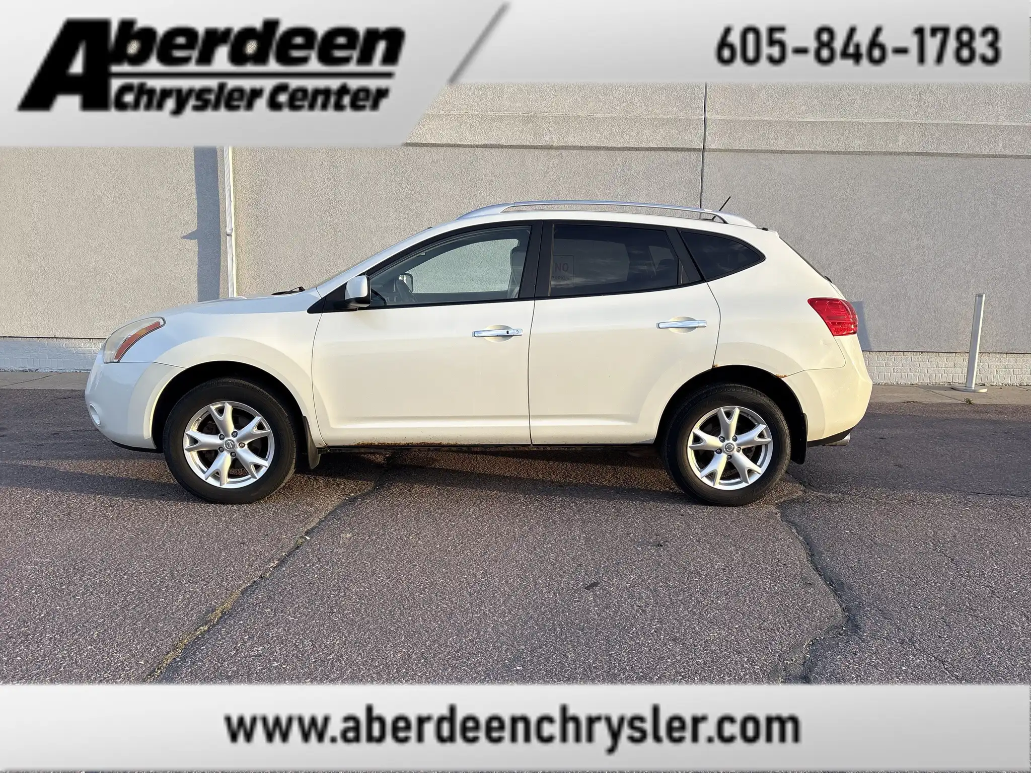 2010 Nissan Rogue SL AWD's photo