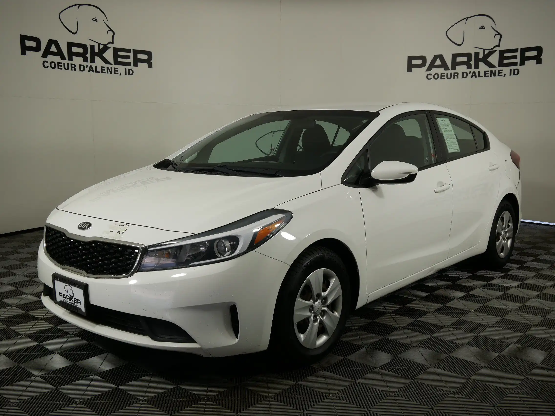 2017 Kia Forte LX AT's photo