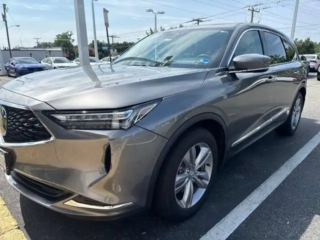2024 Acura MDX SH-AWD's photo
