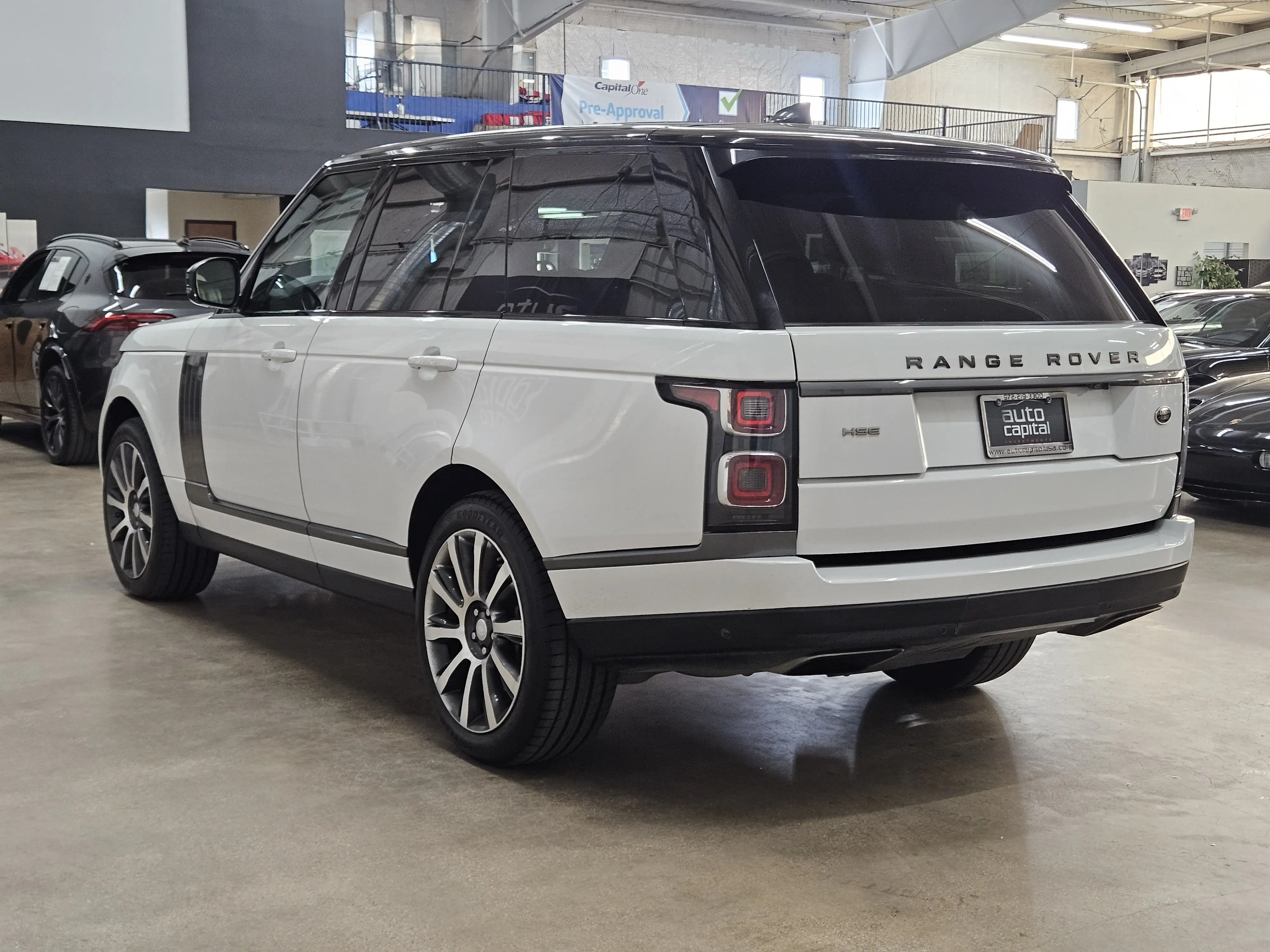2019 Land Rover Range Rover 3.0 HSE photo 5