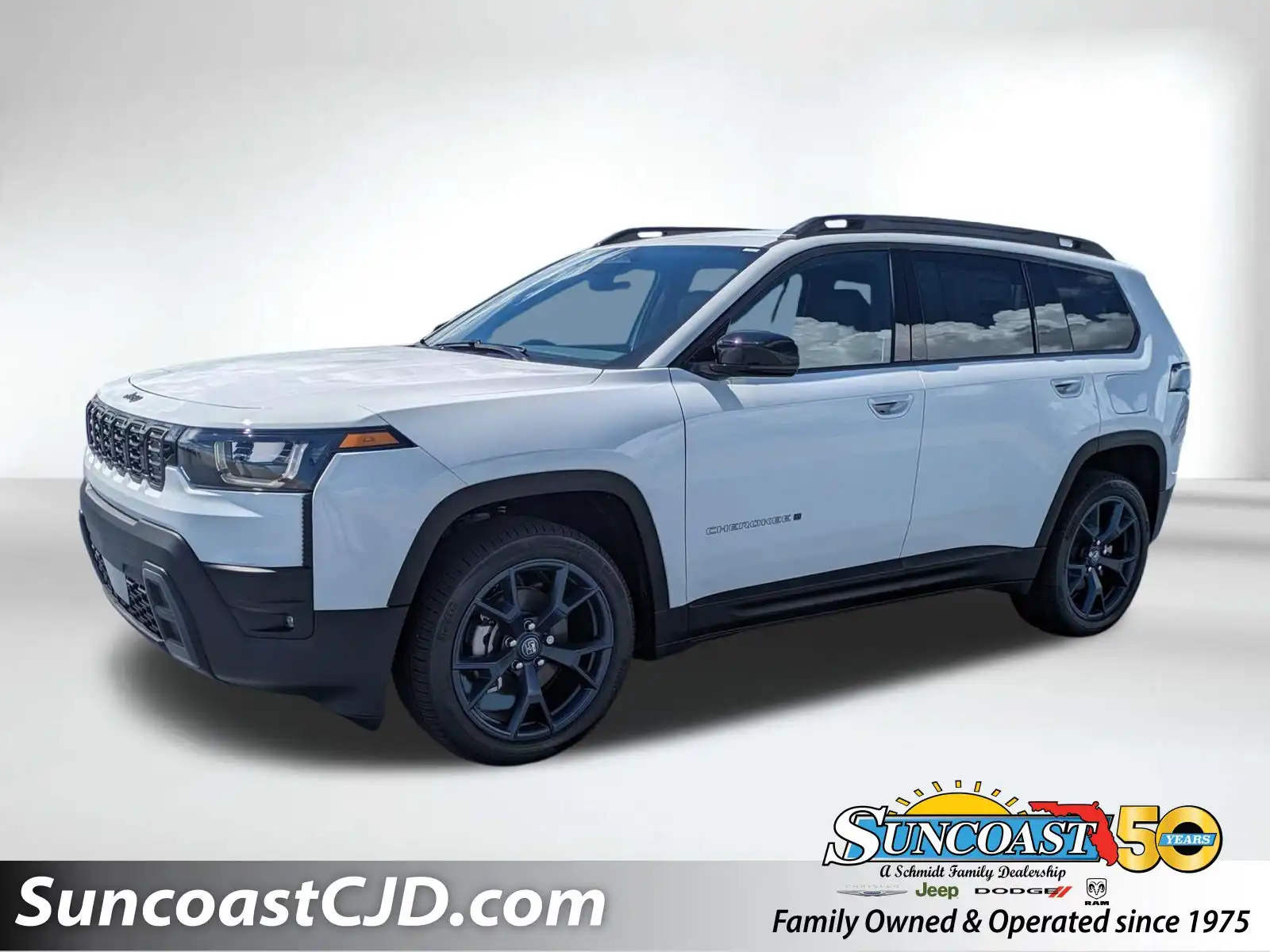 2026 Jeep Cherokee Laredo Hybrid 4WD's photo