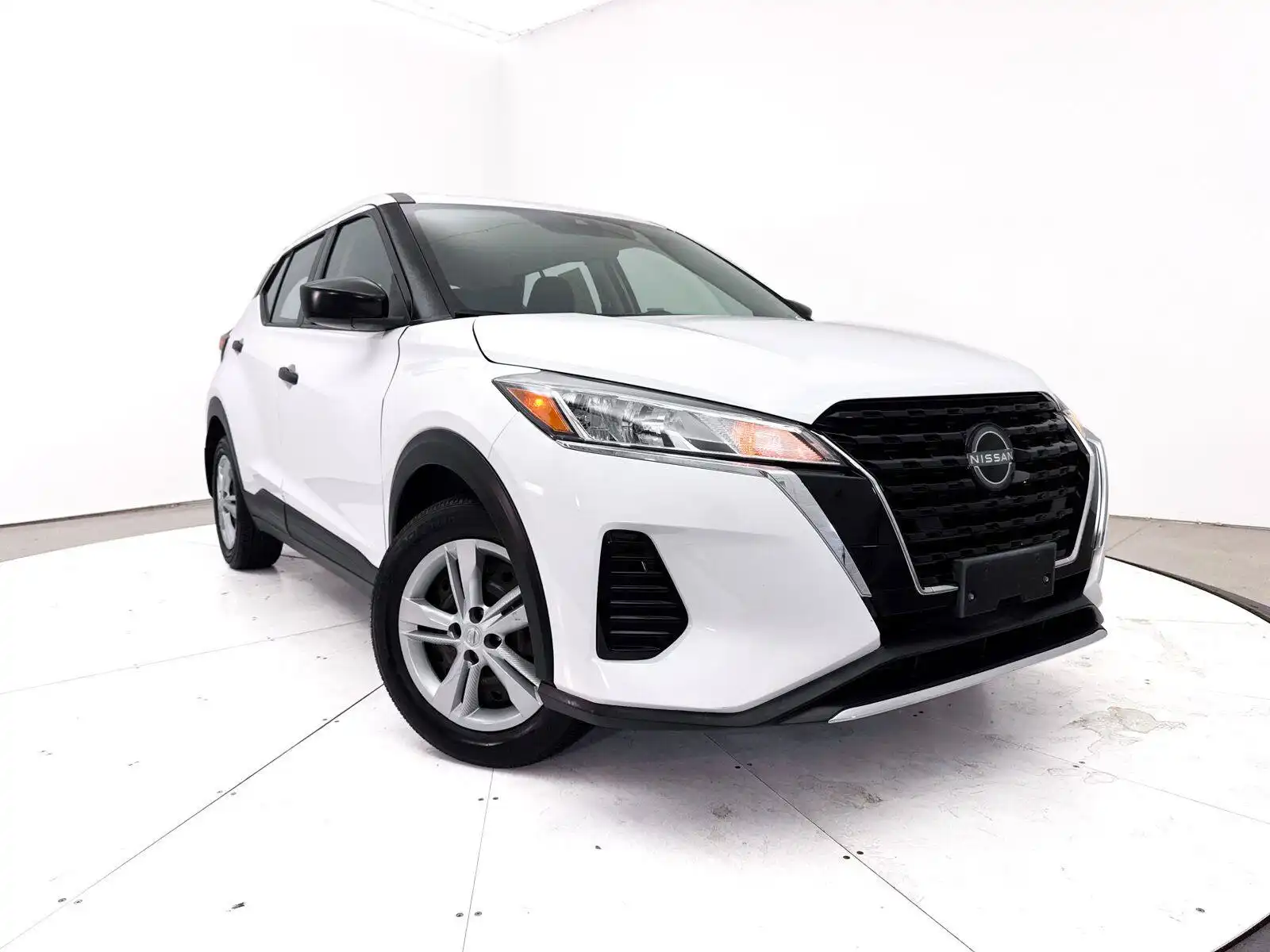 2022 Nissan Kicks 1.6 S's photo