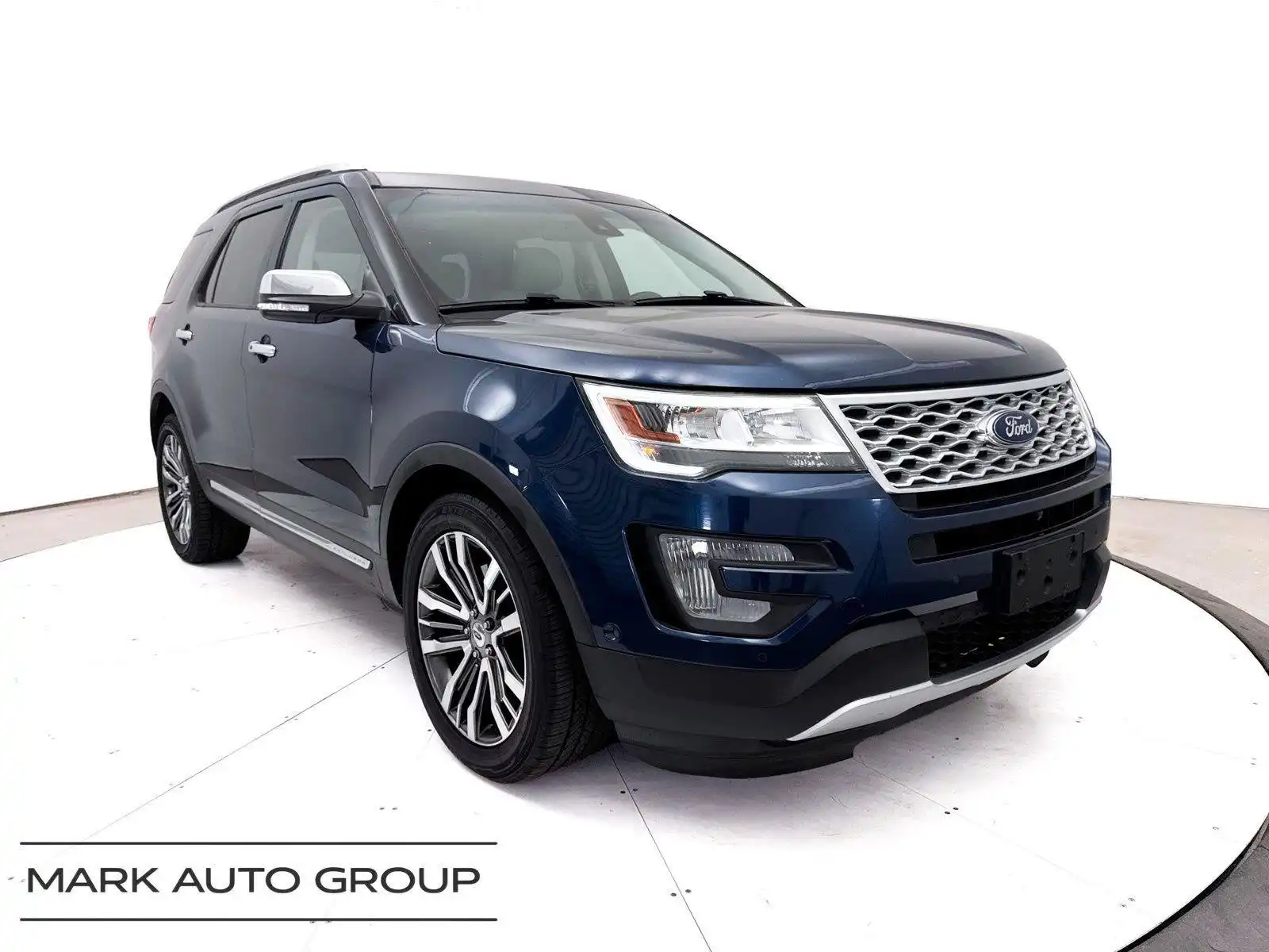 2016 Ford Explorer Platinum 4WD's photo