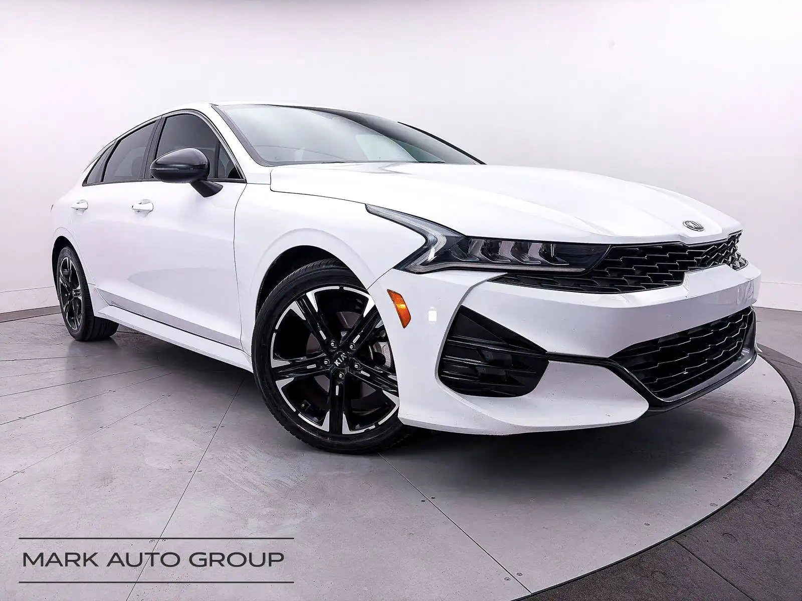 2021 Kia Optima GT-Line FWD's photo
