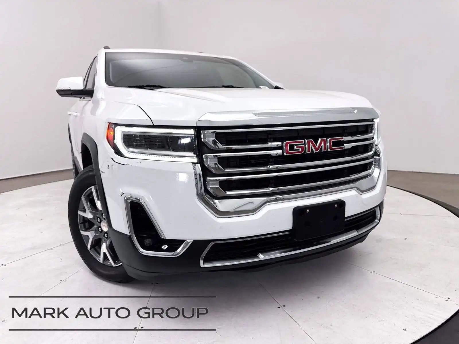 2023 GMC Acadia SLT FWD's photo