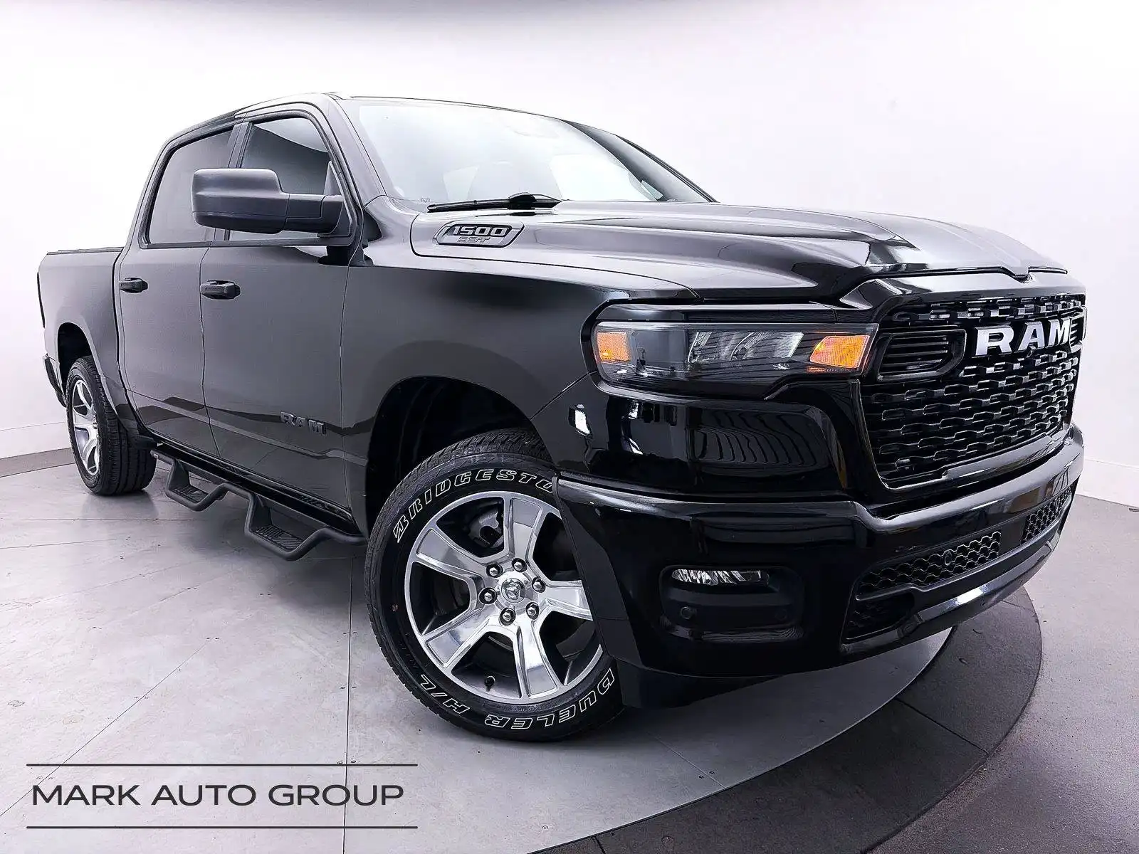 2025 RAM 1500 Tradesman 4WD Crew Cab 5'7's photo