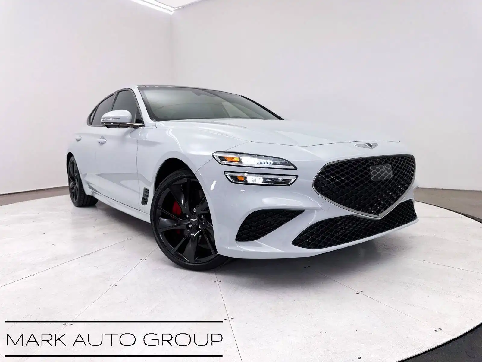 2023 Genesis G70 3.3T Standard's photo