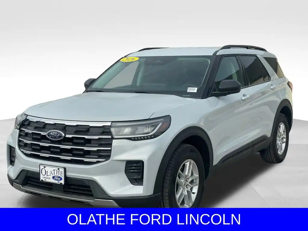 2026 Ford Explorer Active 4WD's photo