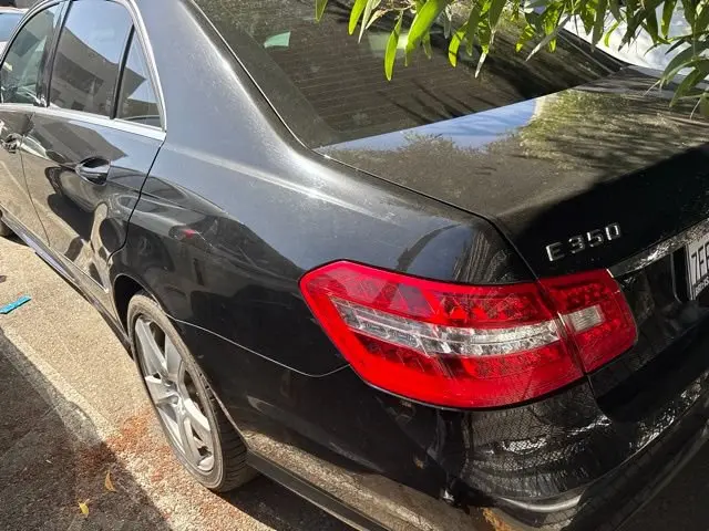 2011 Mercedes-Benz E-Class E350 Luxury 4MATIC photo 5