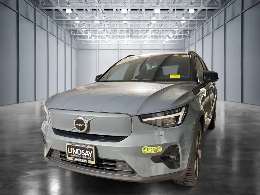 2023 Volvo XC40 P8 Recharge Ultimate AWD's photo