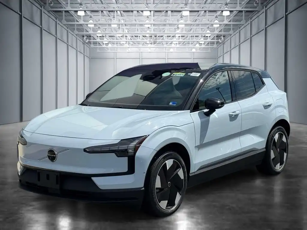 2026 Volvo EX30 Twin Motor Performance Ultra's photo
