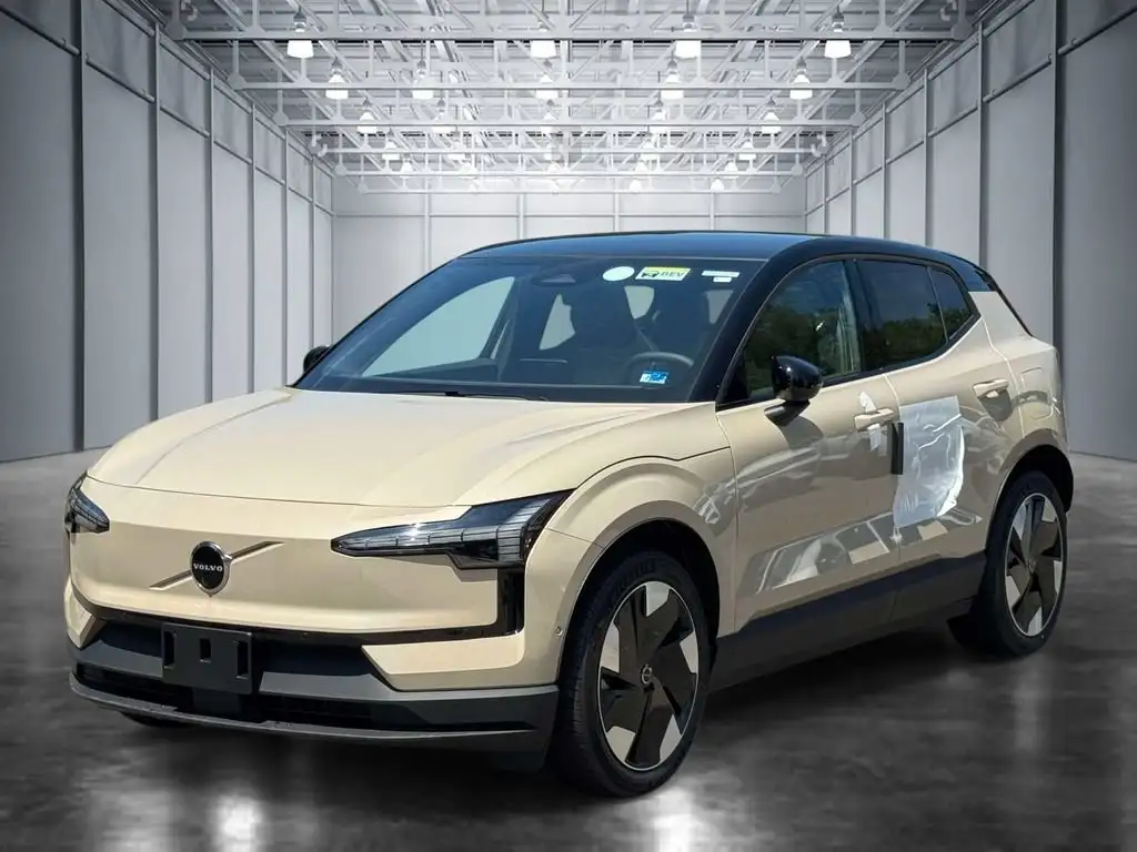 2026 Volvo EX30 Twin Motor Performance Ultra's photo