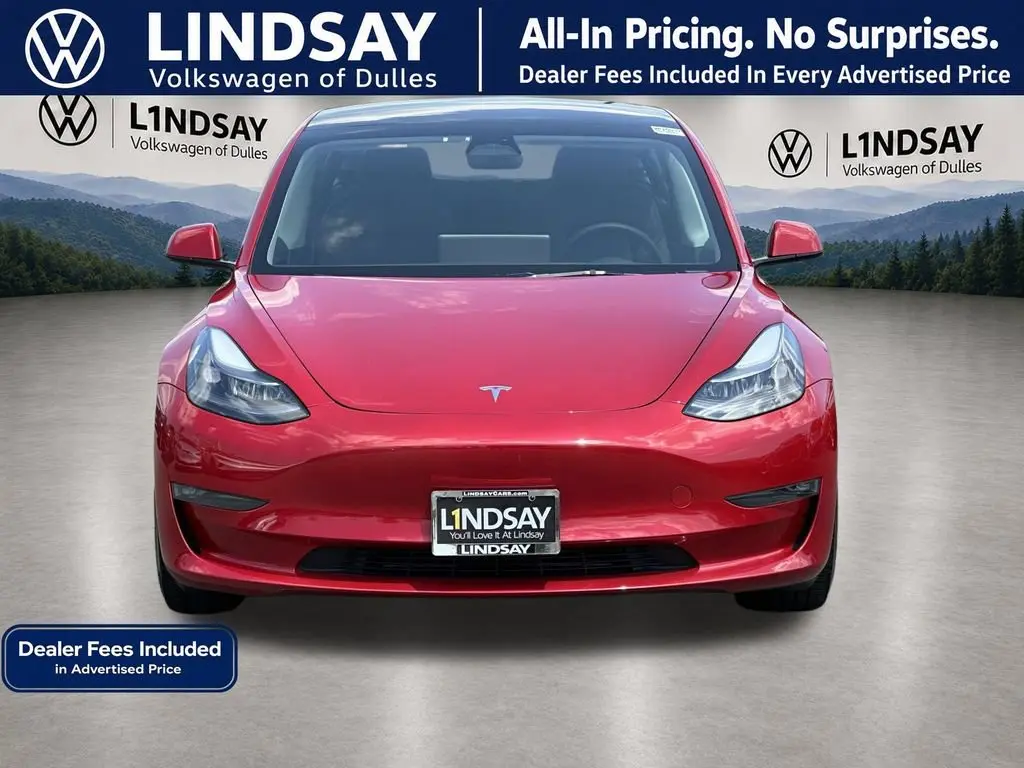 2023 Tesla Model 3 Performance photo 3