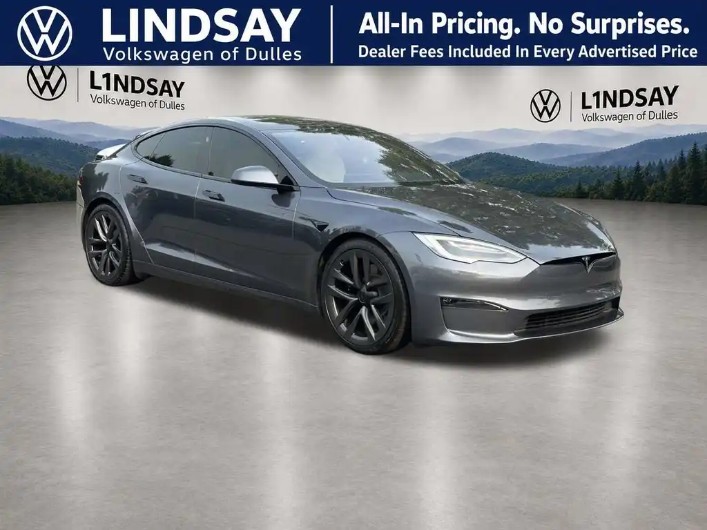 2022 Tesla Model S Long Range's photo