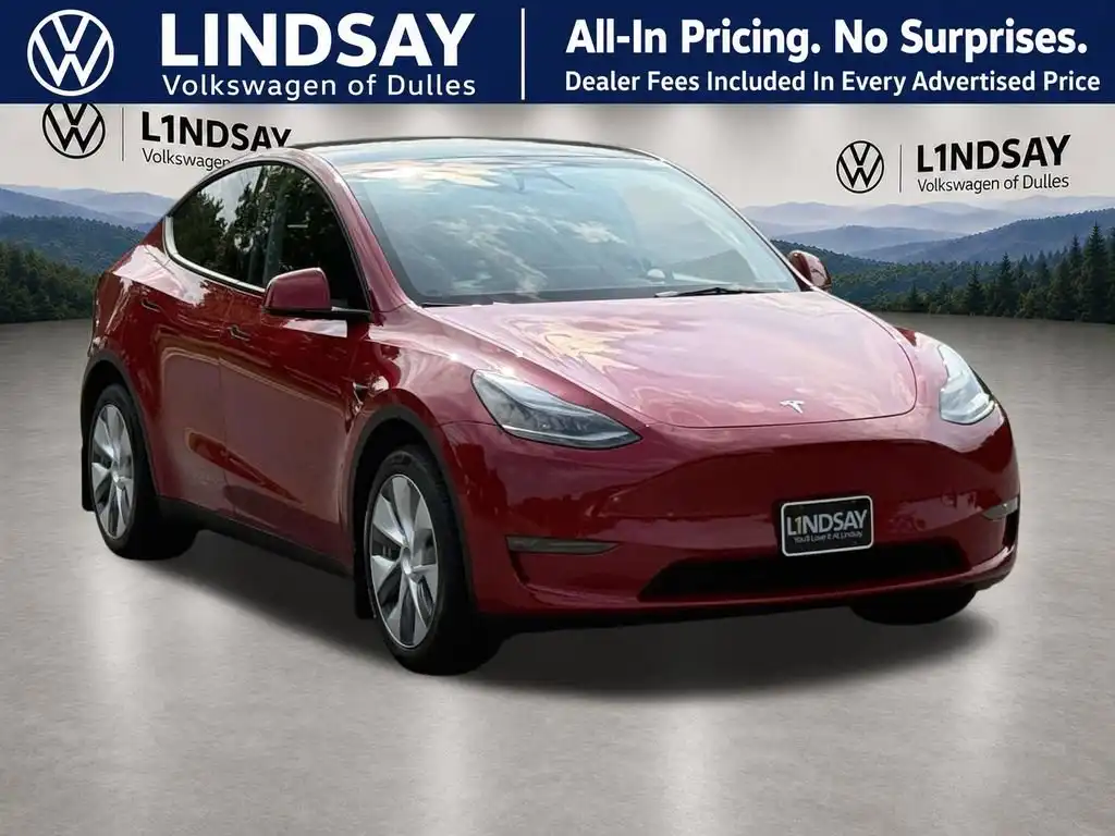 2023 Tesla Model Y Long Range Dual Motor All-Wheel Drive's photo