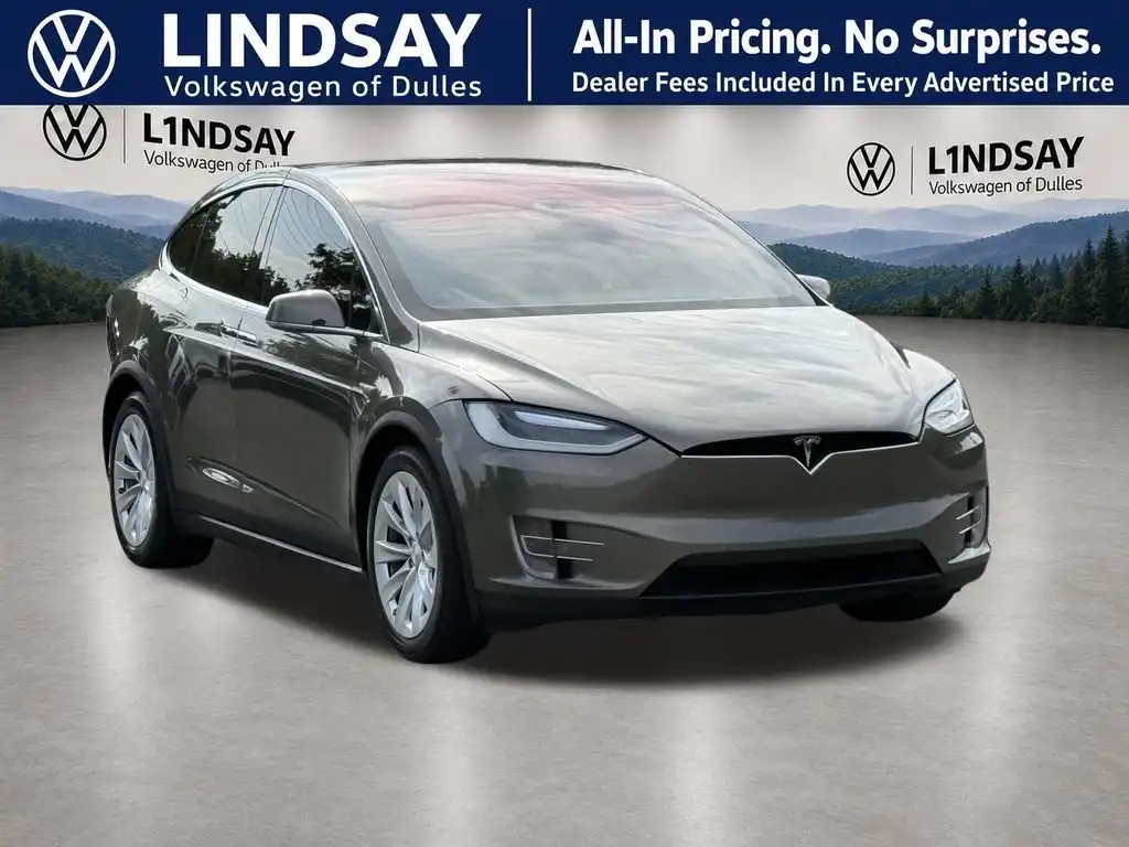 2016 Tesla Model X 90D's photo