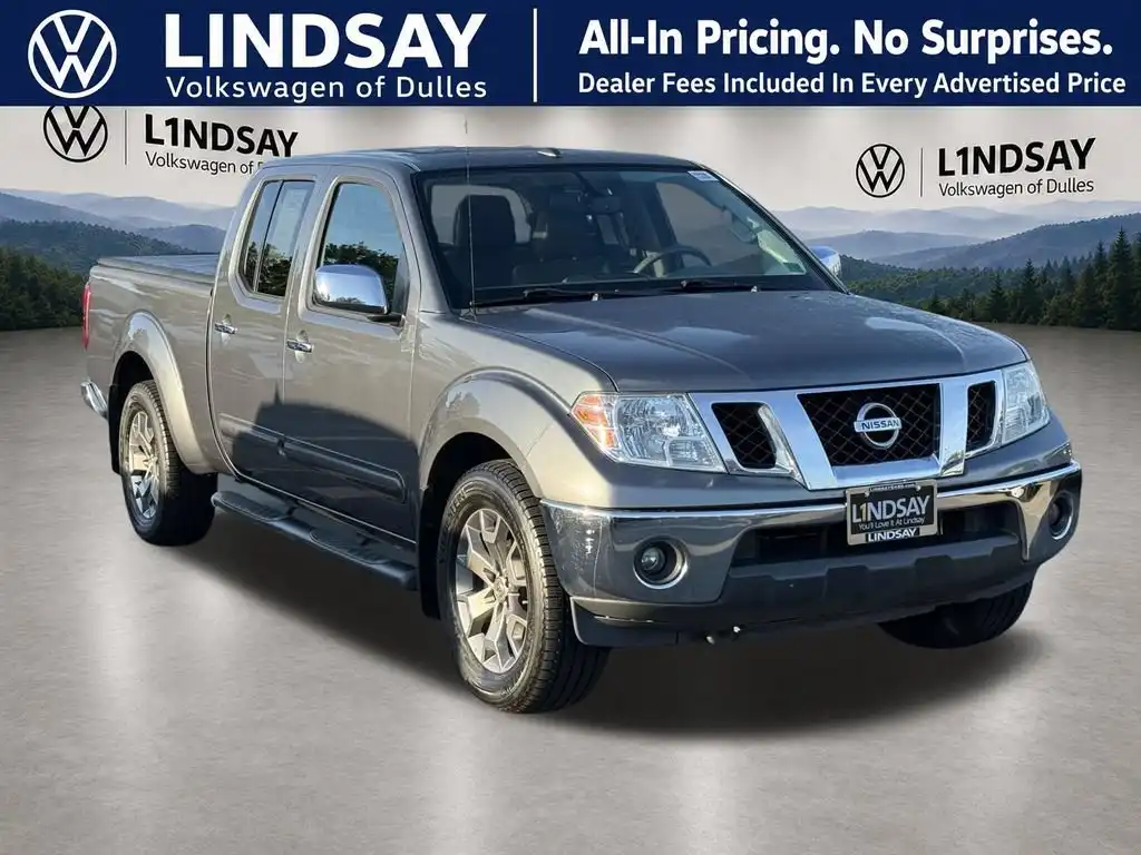 2016 Nissan Frontier 4.0 SL Crew Cab 4WD Auto LWB's photo