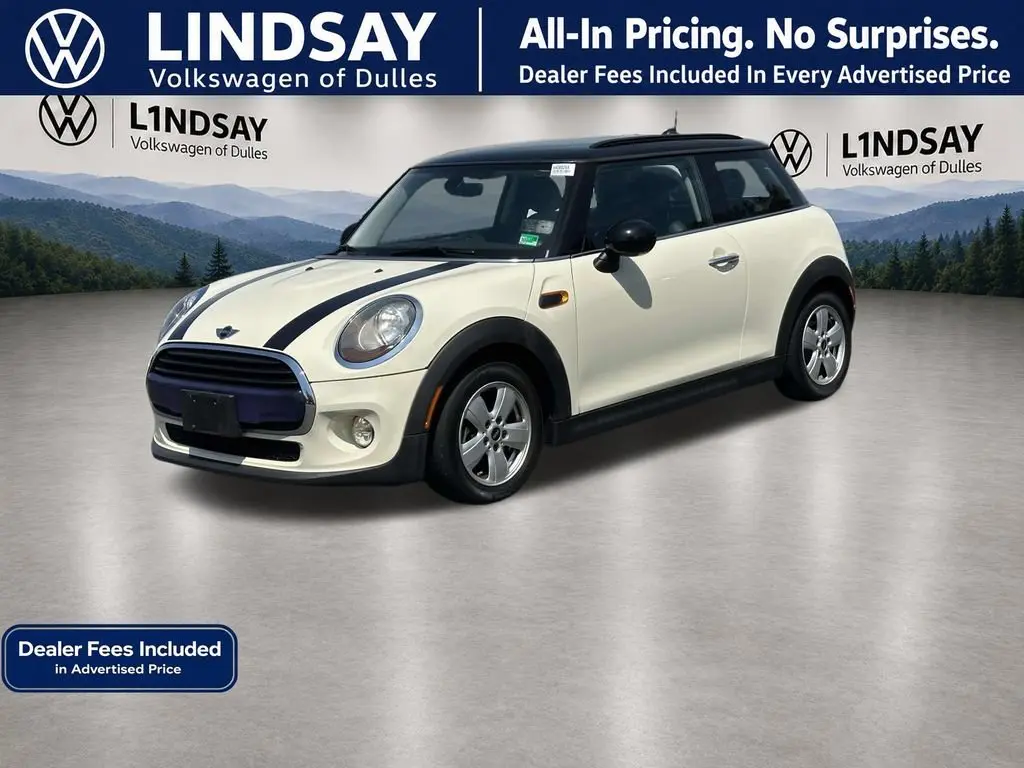 2017 MINI Cooper Base photo 4