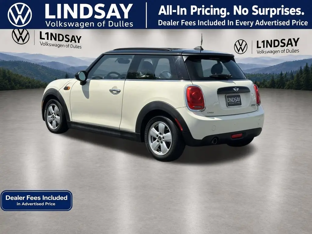 2017 MINI Cooper Base photo 5