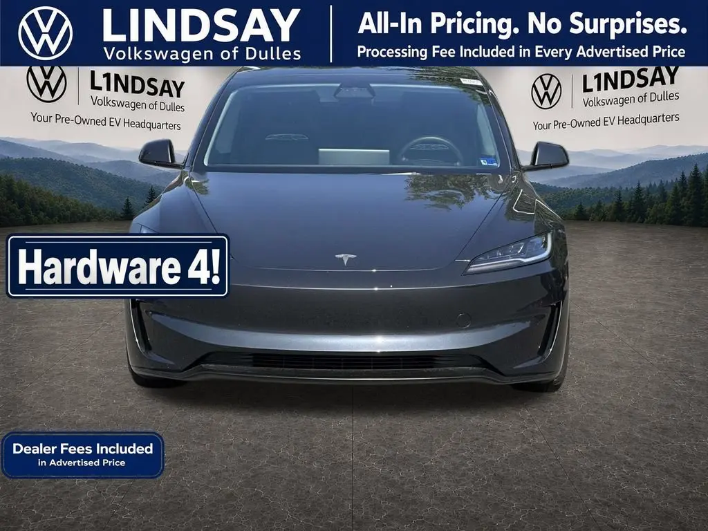 2024 Tesla Model 3 Performance photo 3