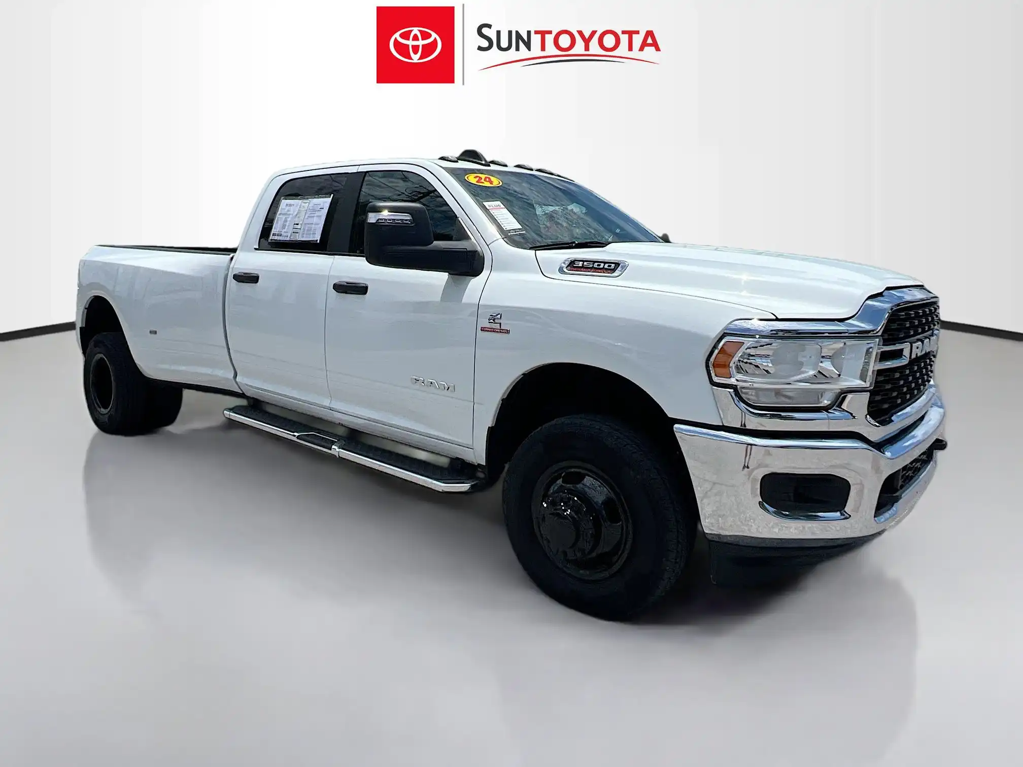 2024 RAM 3500 Big Horn 4X4 Crew Cab LWB's photo