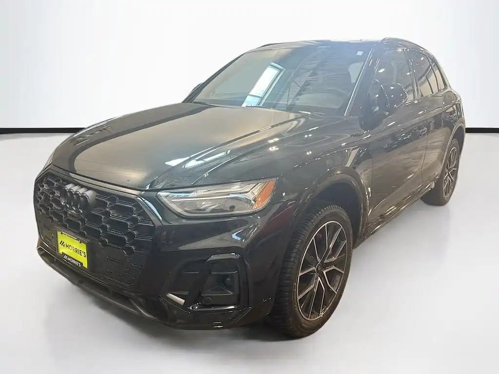 2024 Audi SQ5 Premium Plus's photo