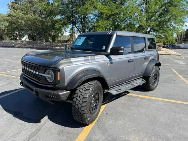 2023 Ford Bronco Wildtrak Advanced 4WD 4-door photo 3