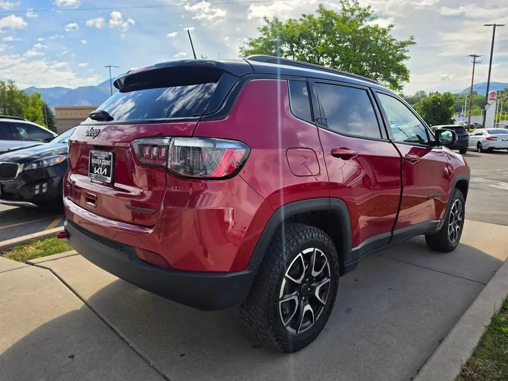 2025 Jeep Compass Trailhawk 4X4 photo 5