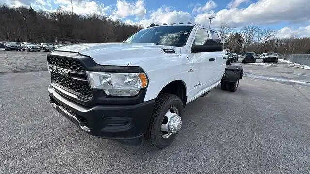 2022 RAM 3500 Tradesman Crew Cab DRW's photo