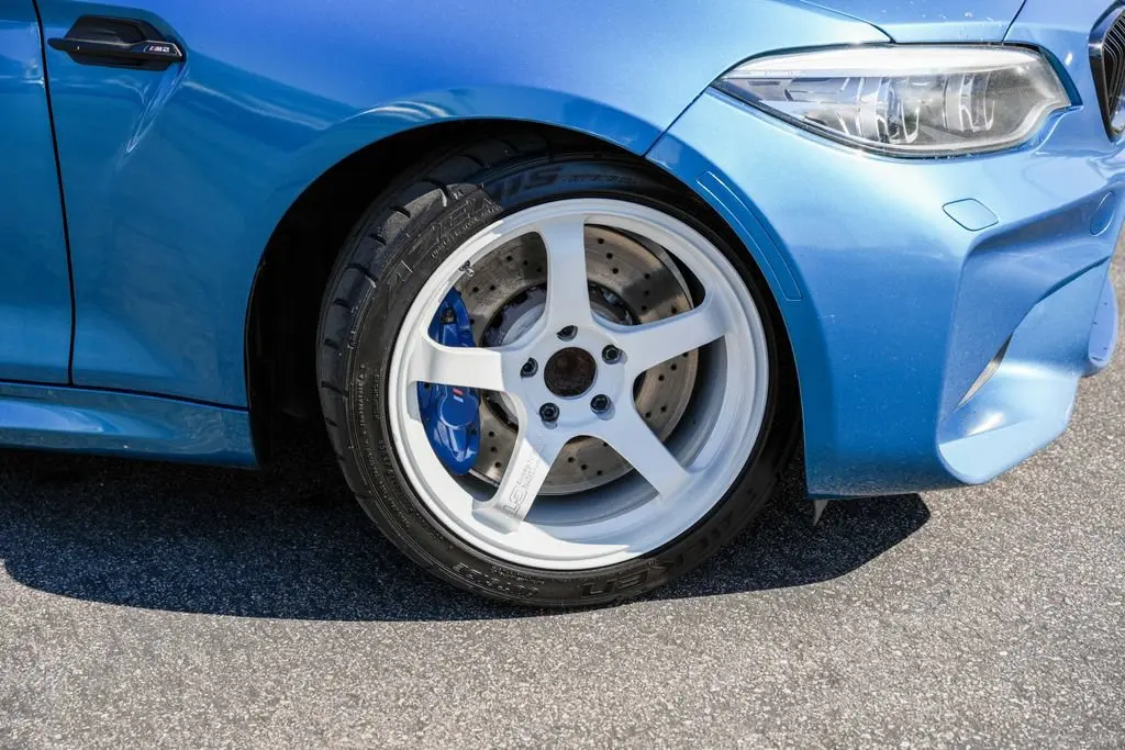 2018 BMW M2 Base photo 3