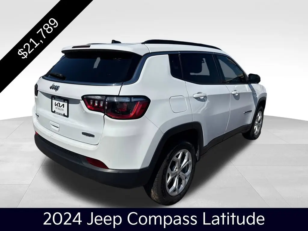 2024 Jeep Compass Latitude 4X4 photo 5
