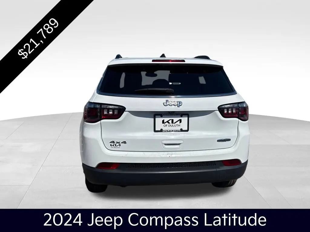 2024 Jeep Compass Latitude 4X4 photo 4