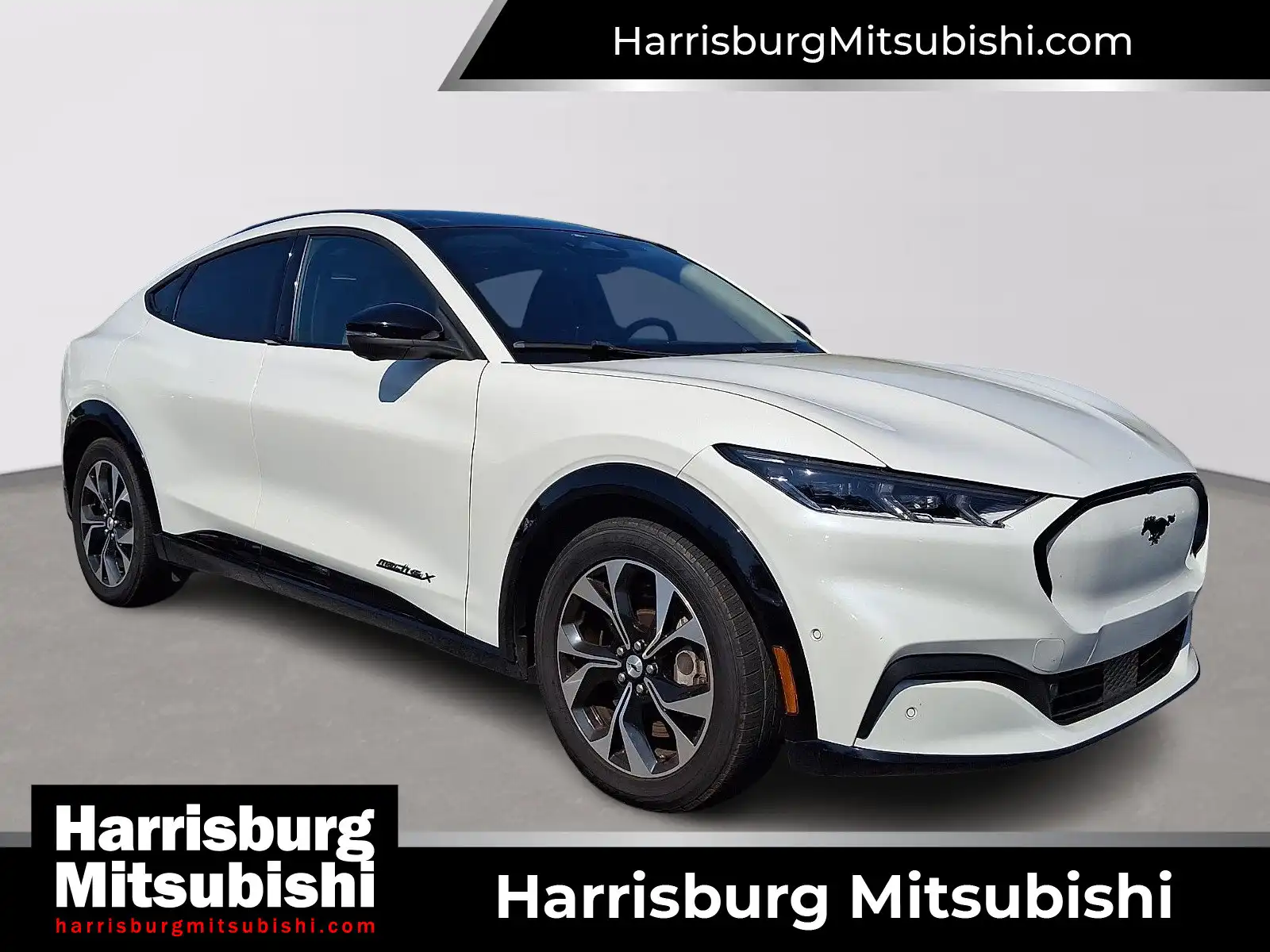 2021 Ford Mustang-Mach-e Premium's photo