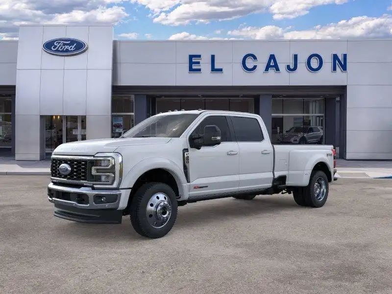 2026 Ford F-450 Lariat 4WD Crew Cab DRW 8' Box's photo