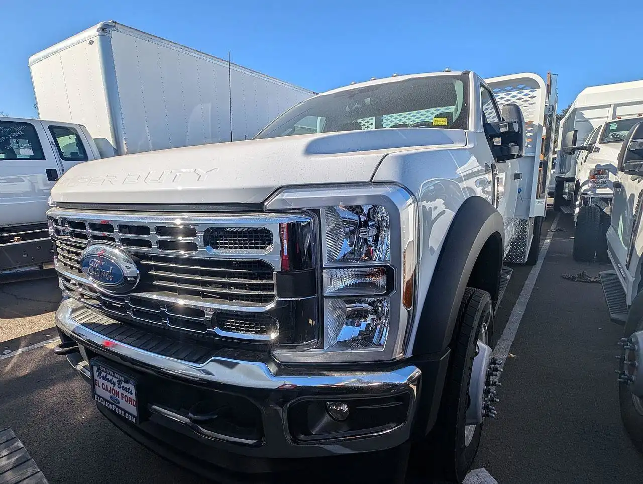 2024 Ford F-450 XL Regular Cab DRW 169 in's photo