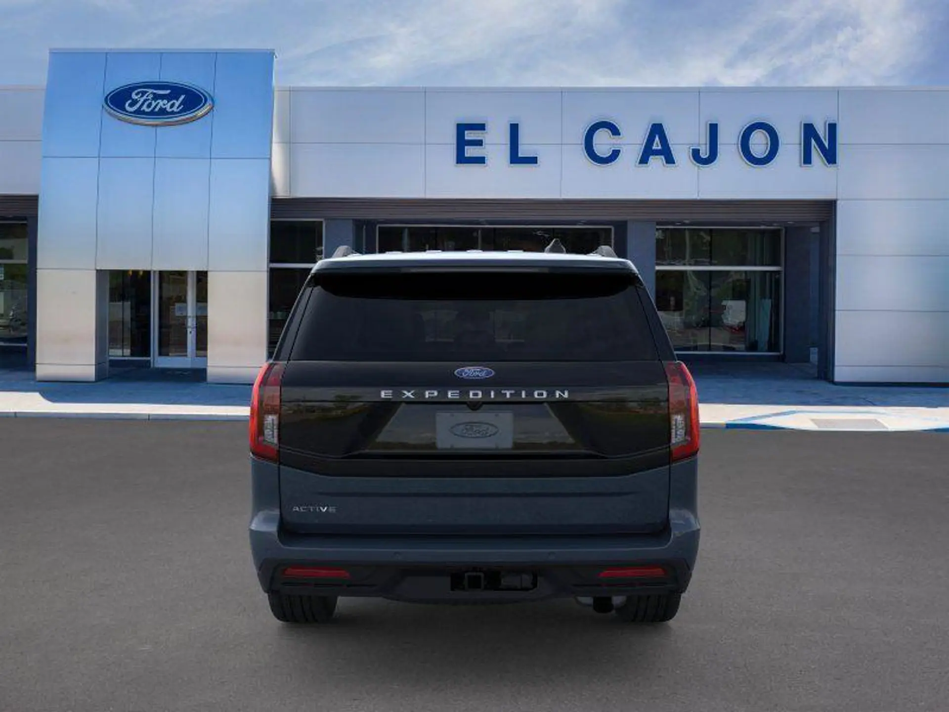 2026 Ford Expedition Active photo 5