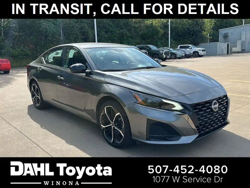 2025 Nissan Altima 2.5 SR's photo