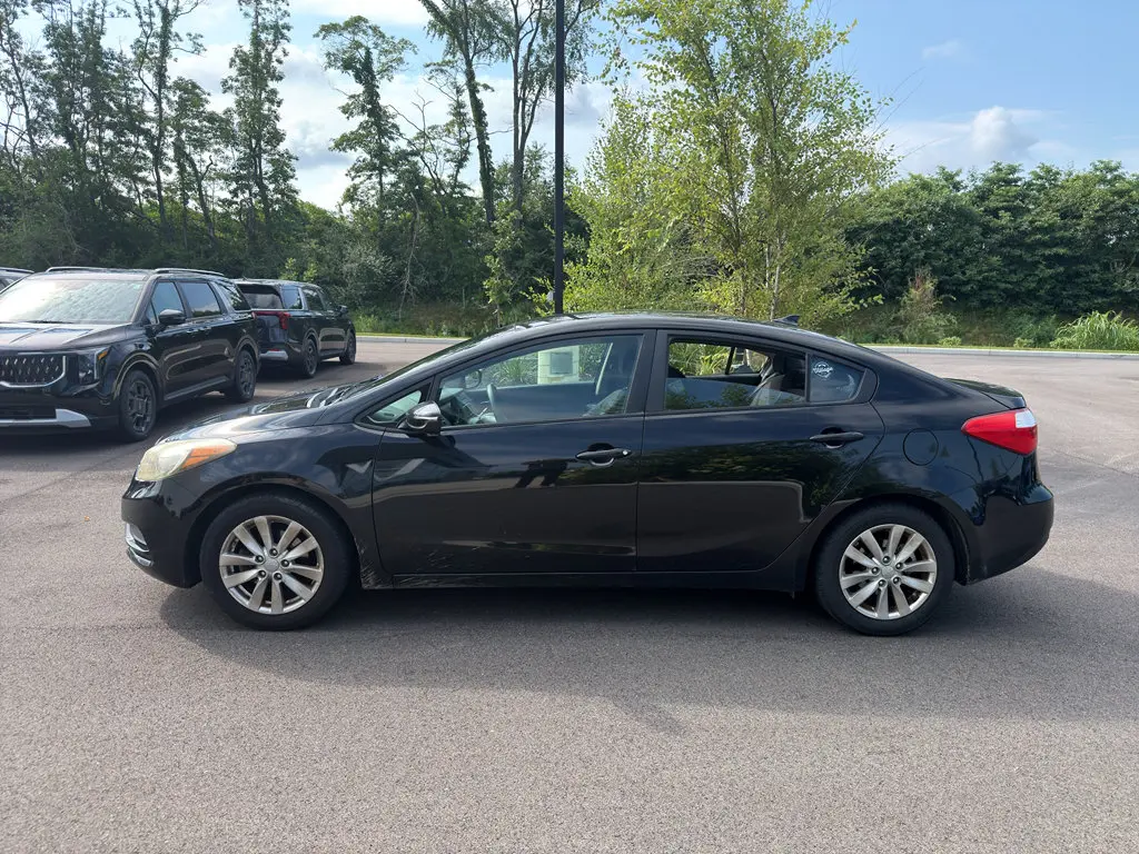 2014 Kia Forte LX AT photo 4