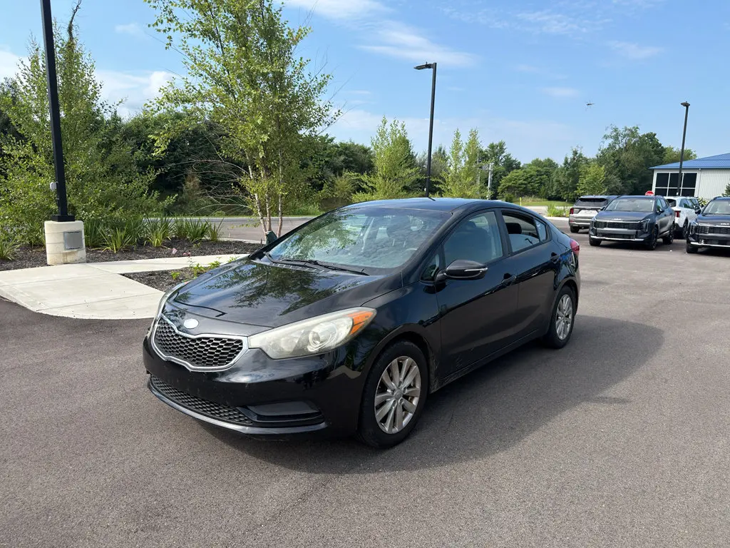 2014 Kia Forte LX AT photo 3