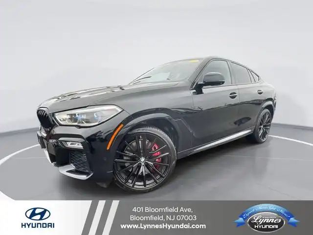 2021 BMW X6 M50i xDrive's photo