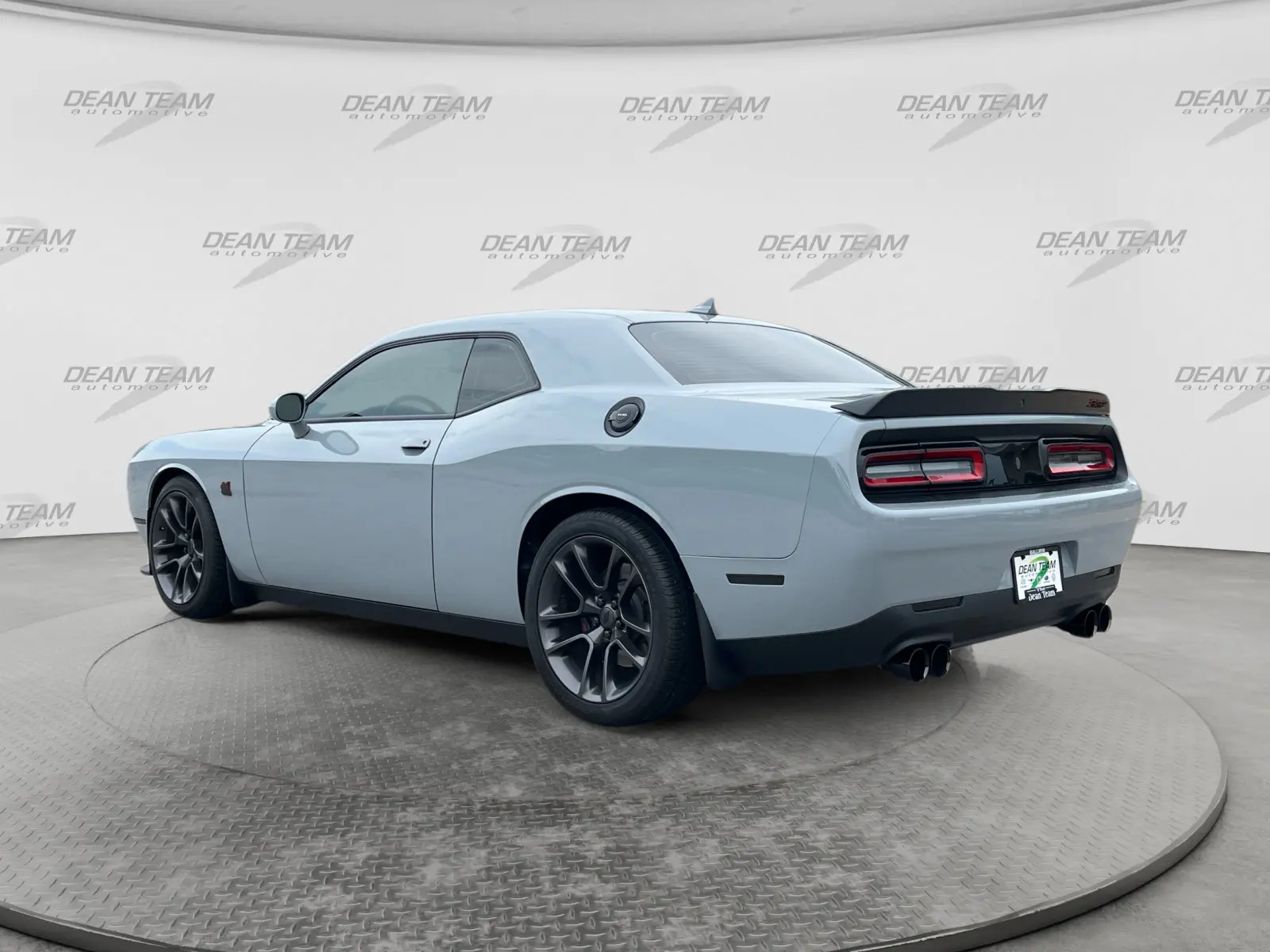 2022 Dodge Challenger R/T Scat Pack photo 5