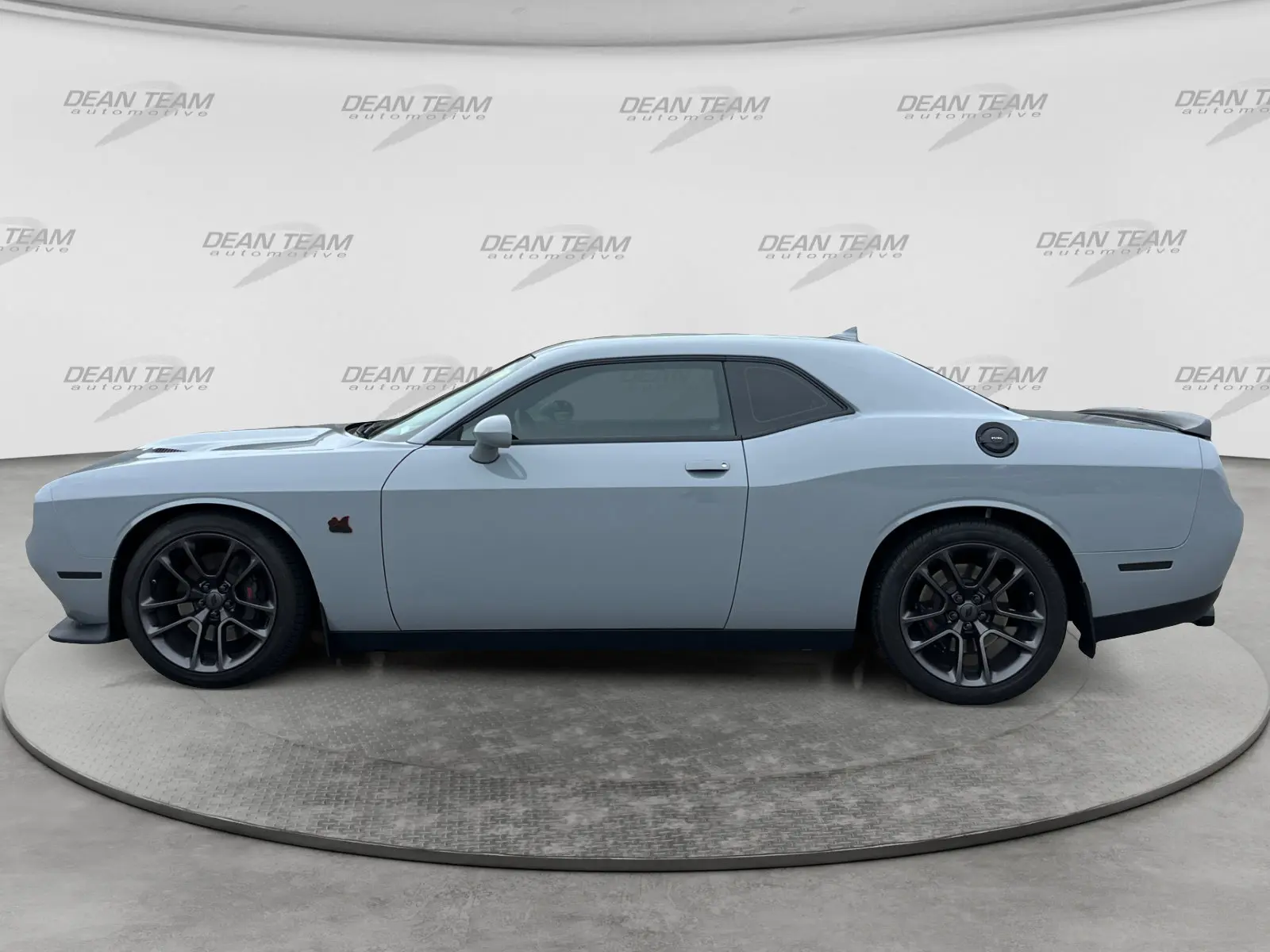 2022 Dodge Challenger R/T Scat Pack photo 3
