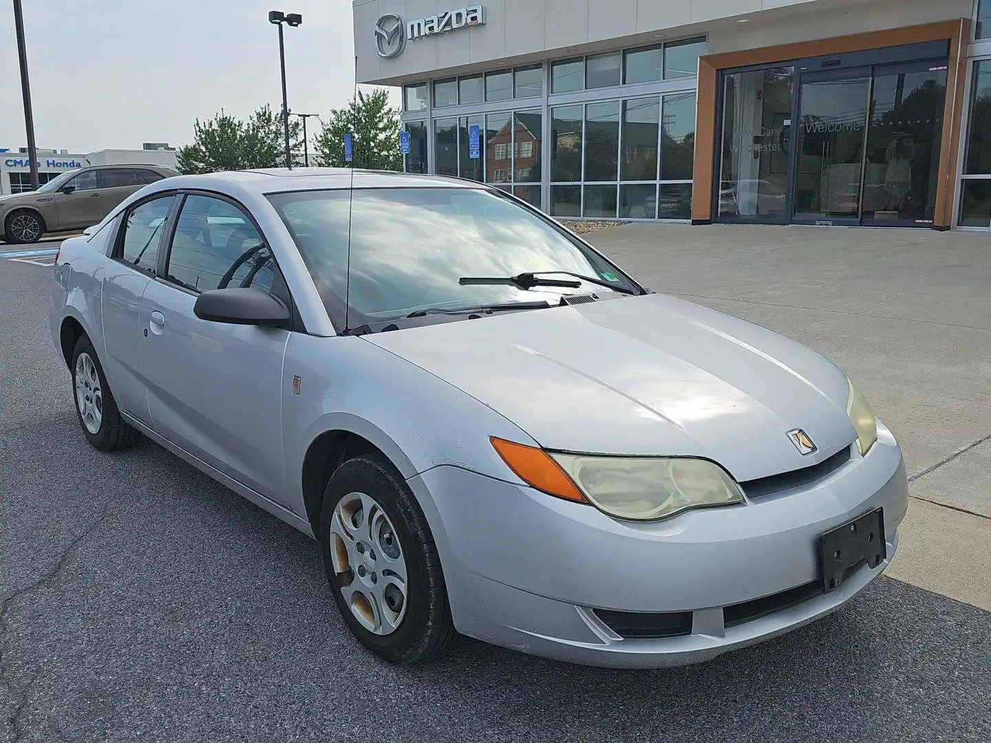 2004 Saturn Ion ION 2's photo