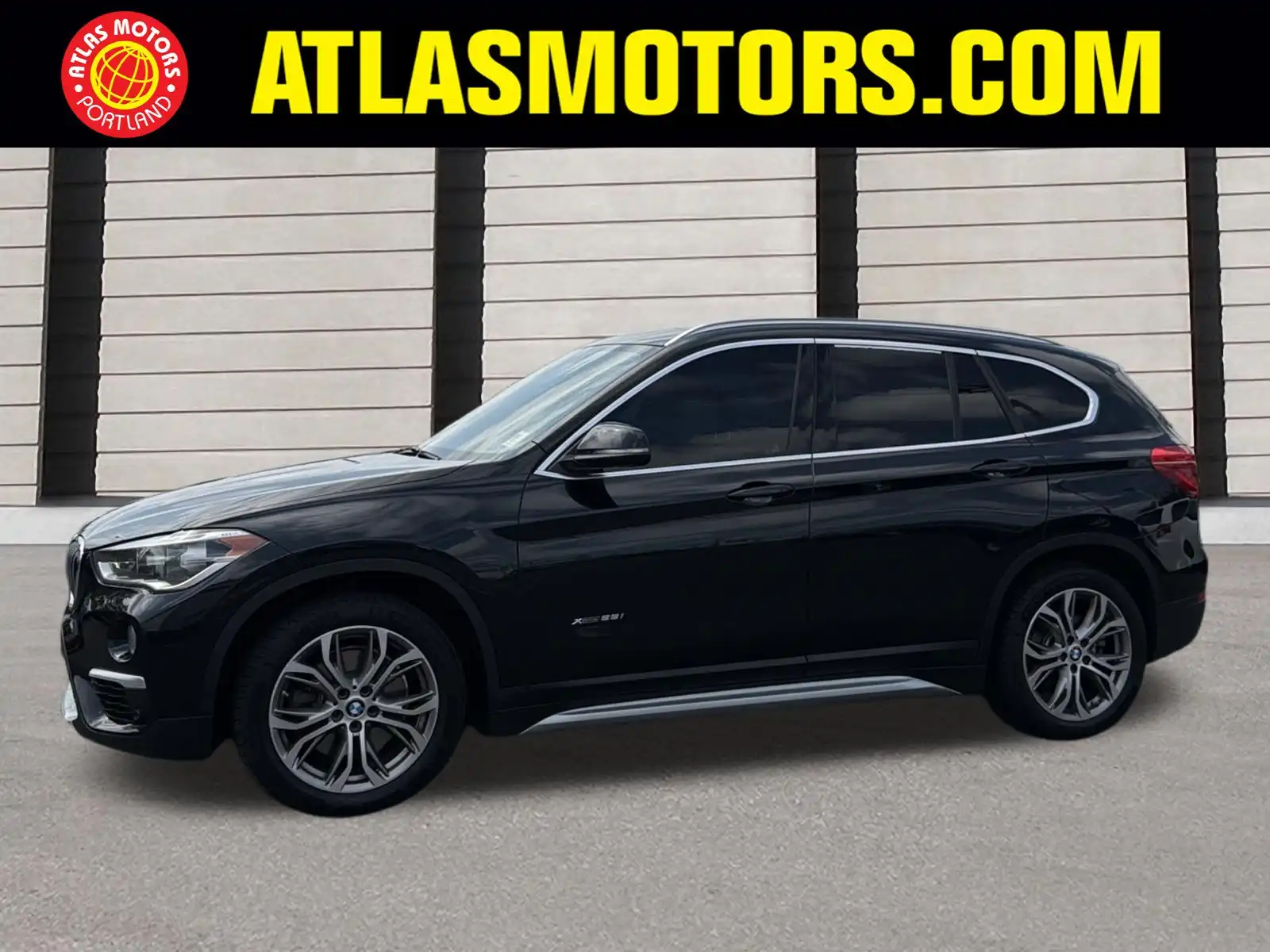 2016 BMW X1 xDrive28i's photo