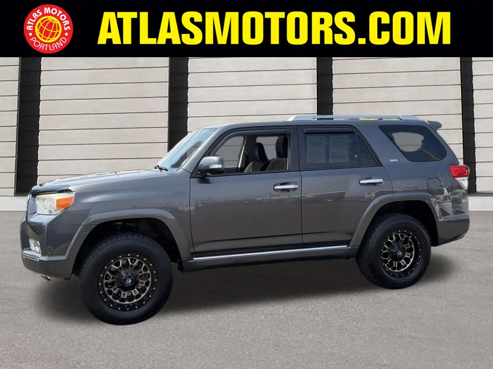 2010 Toyota 4Runner SR5 4x4 V6's photo