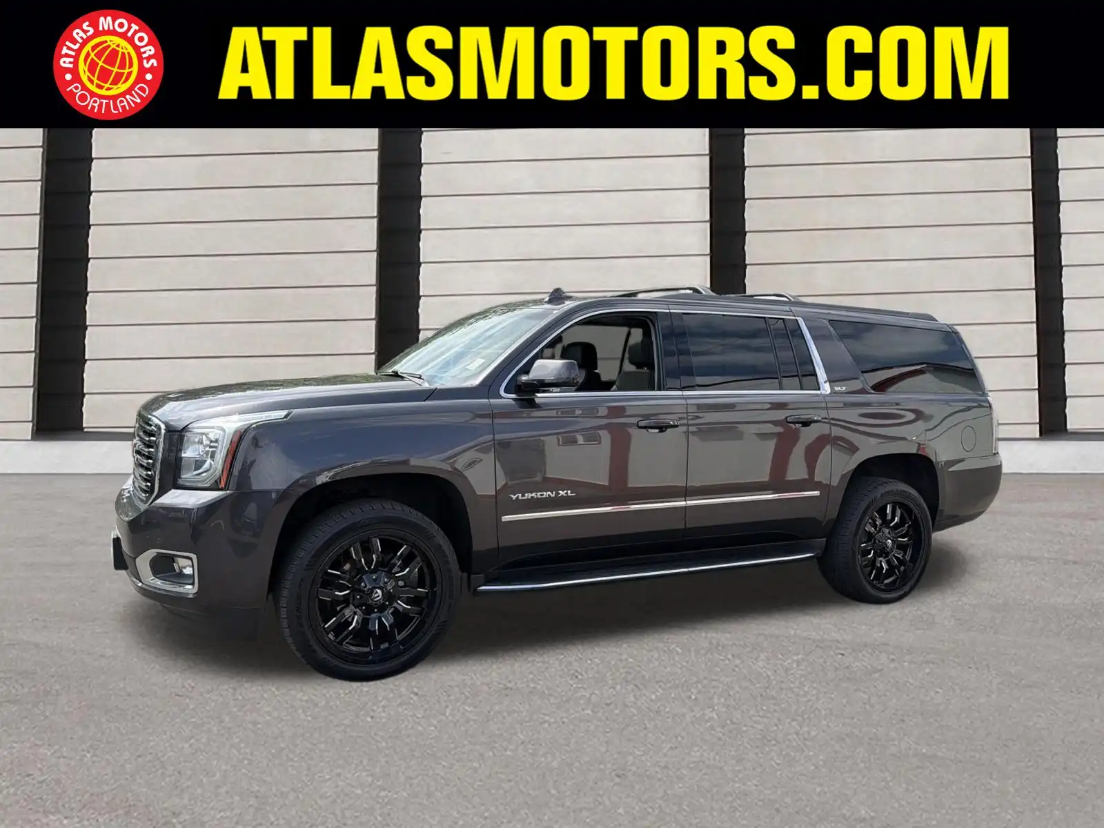 2017 GMC Yukon 4WD SLT's photo