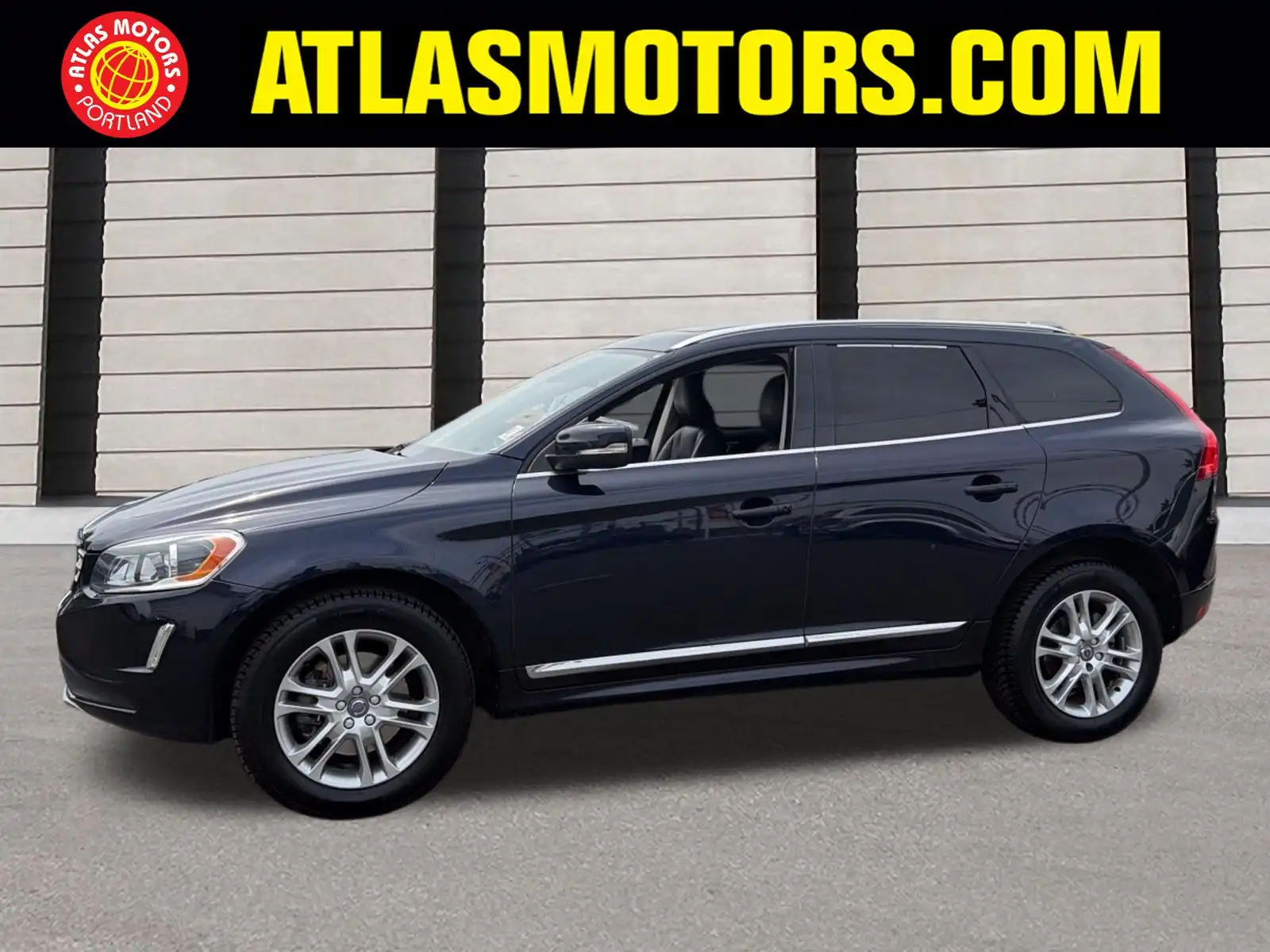 2016 Volvo XC60 T5 AWD Premier's photo