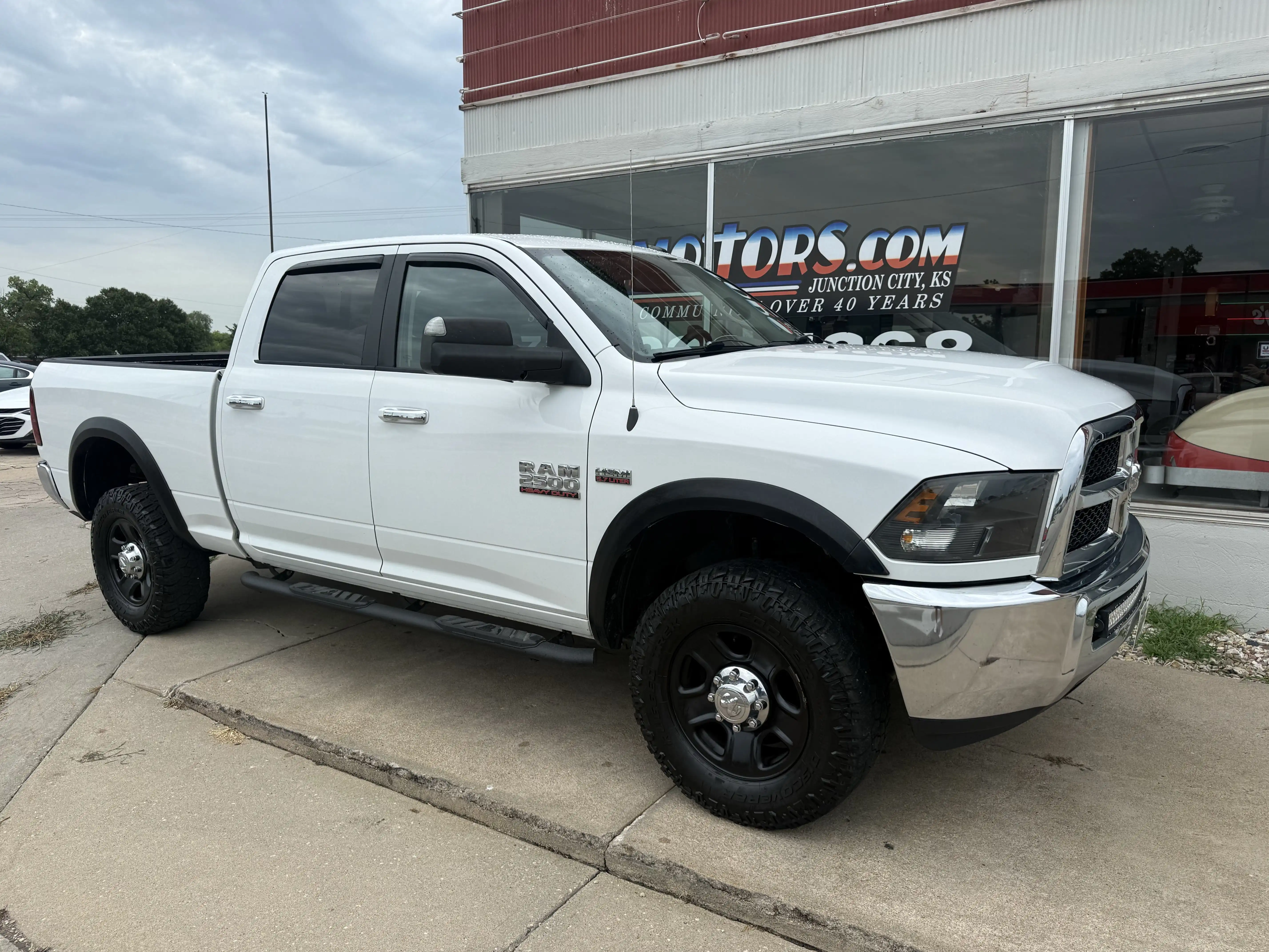 2015 RAM 2500 SLT 4X4 Crew Cab SWB's photo